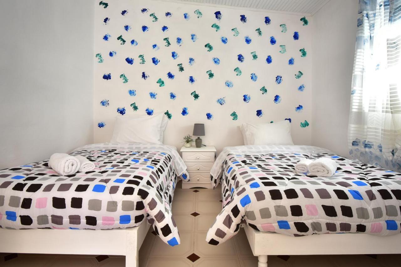 Merlyn Rooms Into The Nature, 100M From The Beach Dafnila Extérieur photo